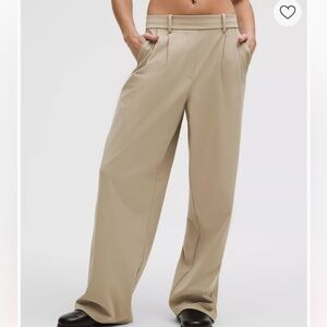 Lululemon Daydrift High-Rise Trouser Short